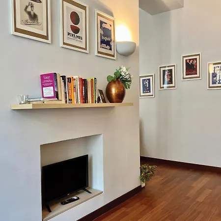 公寓 Comfort Zone-charming, Quiet, Historic Center