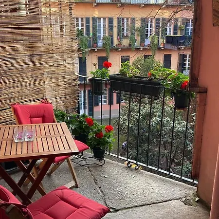 Comfort Zone-charming, Quiet, Historic Center Turin