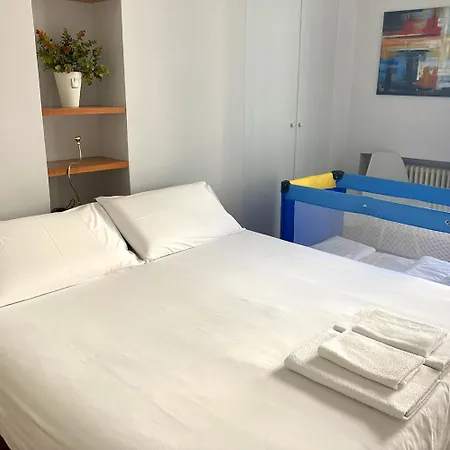 Apartment Comfort Zone-charming, Quiet, Historic Center