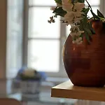 Comfort Zone-charming, Quiet, Historic Center *