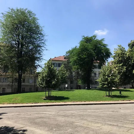 Comfort Zone-charming, Quiet, Historic Center Apartamento