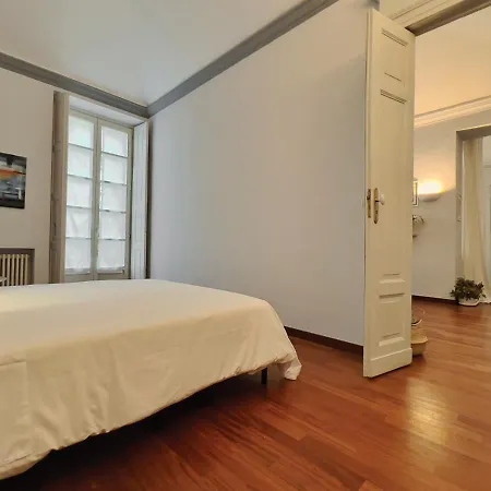 Comfort Zone-charming, Quiet, Historic Center Apartment *